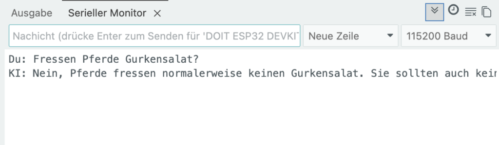 Interaktives Gespräch mit der KI im seriellen Monitor